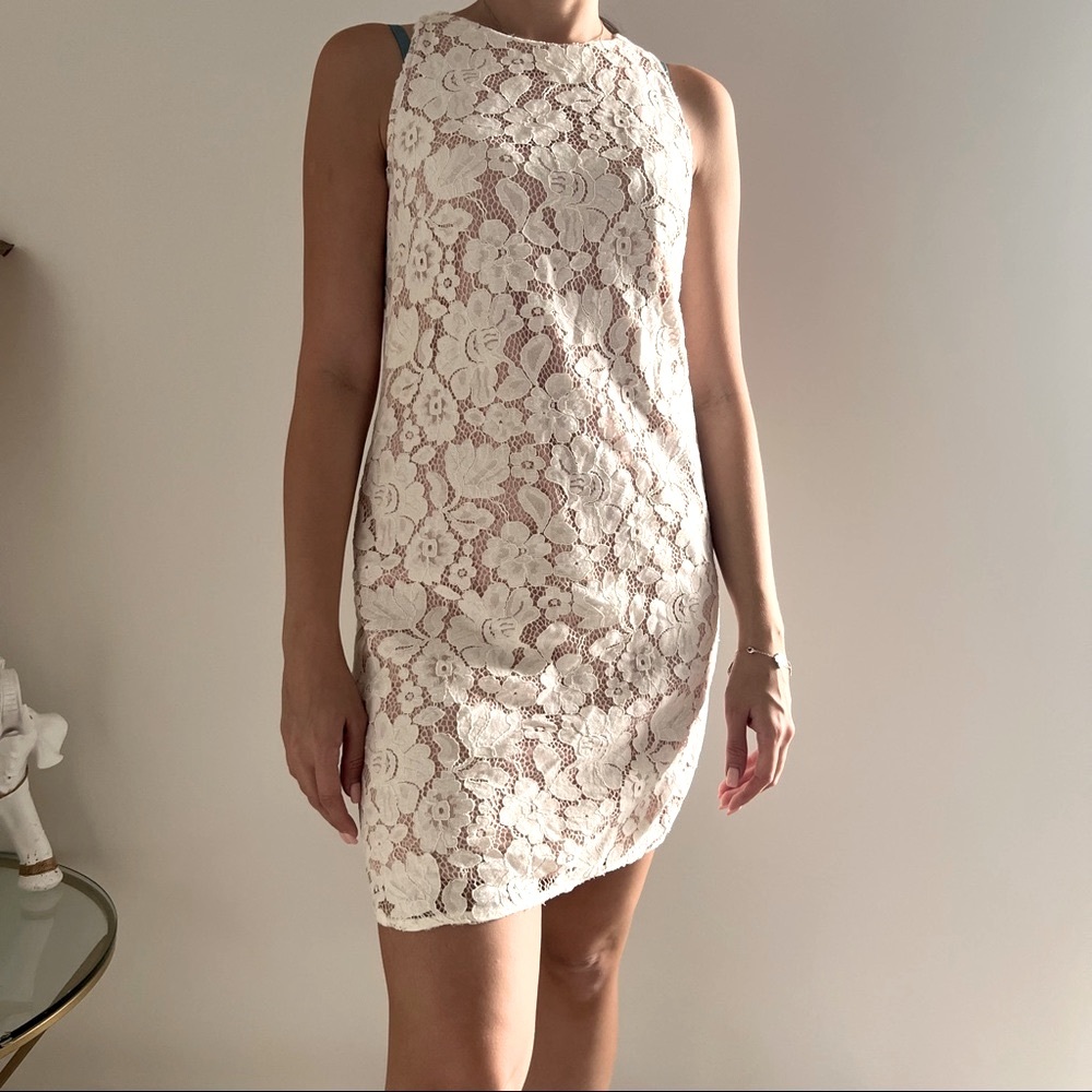 NEW VINCE CAMUTO MINI LACE DRESS